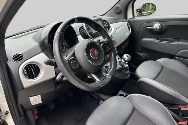 Fiat 500 (2021) thumbnail 4