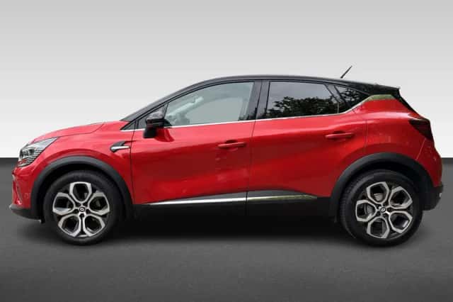 Renault Captur (2021) thumbnail 2