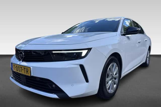 Opel Astra (2023) thumbnail 1