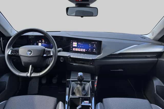 Opel Astra (2023) thumbnail 5