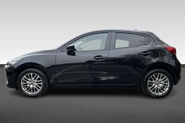 Mazda 2 (2022) thumbnail 2
