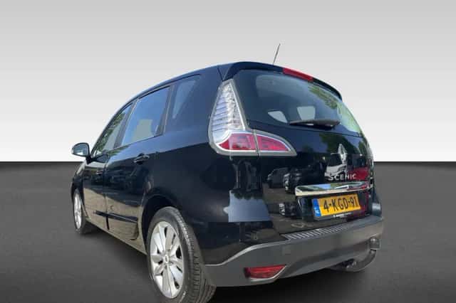 Renault Scénic (2013) thumbnail 3