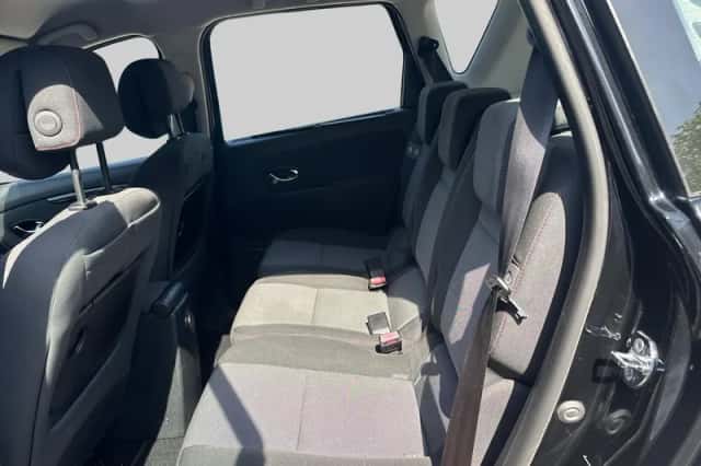 Renault Scénic (2013) thumbnail 6