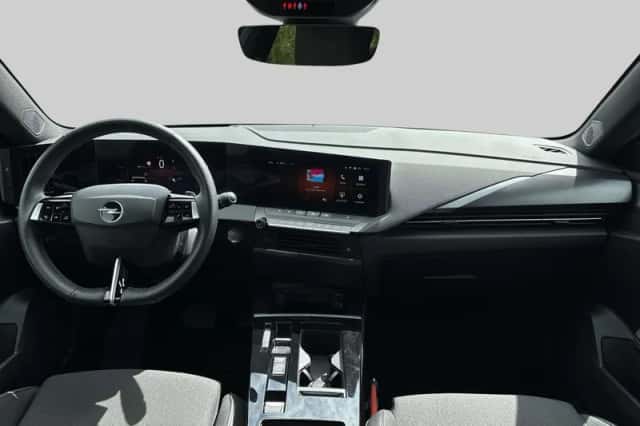 Opel Astra (2025) thumbnail 5