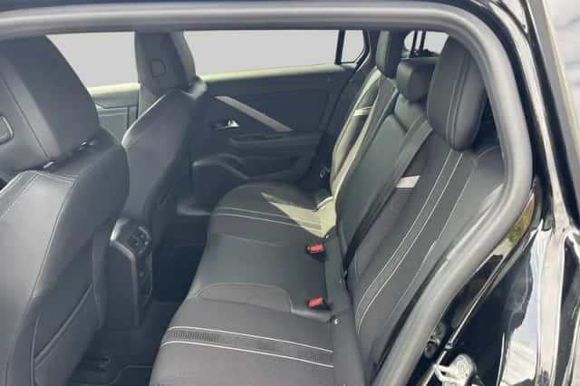 Opel Astra (2025) thumbnail 6