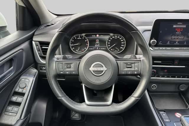 Nissan Qashqai (2023) thumbnail 3