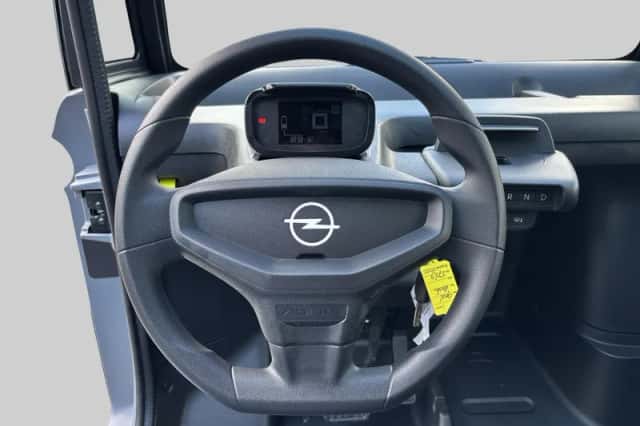 Opel Rocks-e (2025) thumbnail 3