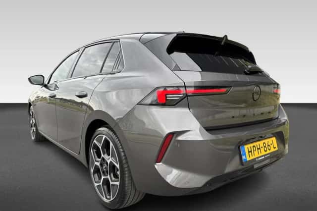 Opel Astra (2025) thumbnail 3