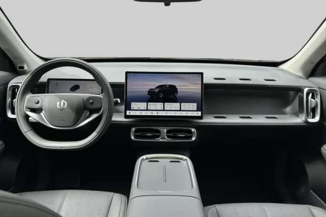 Leapmotor B10 (2026) thumbnail 5