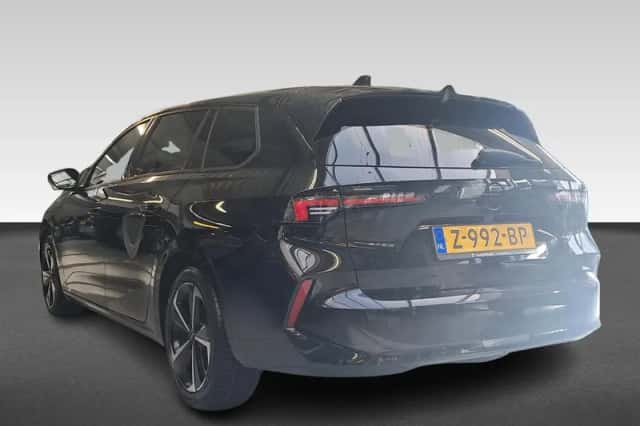Opel Astra (2024) thumbnail 3