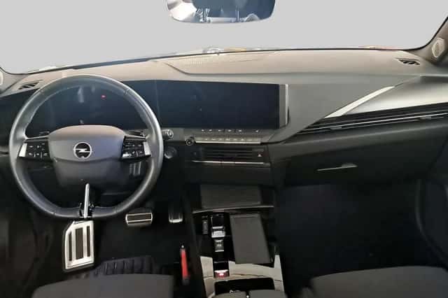 Opel Astra (2024) thumbnail 5