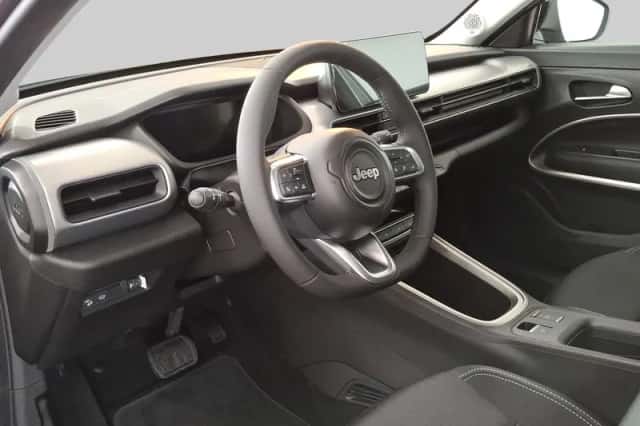 Jeep Avenger (2026) thumbnail 5