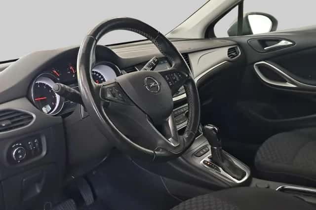 Opel Astra (2021) thumbnail 4