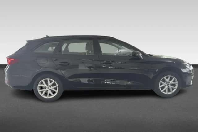 SEAT Leon (2023) thumbnail 5