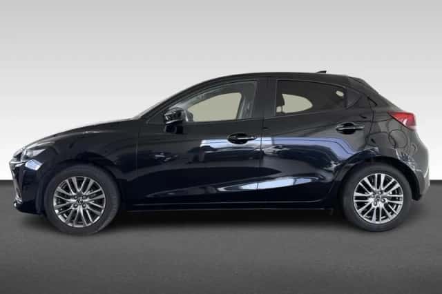 Mazda 2 (2022) thumbnail 2
