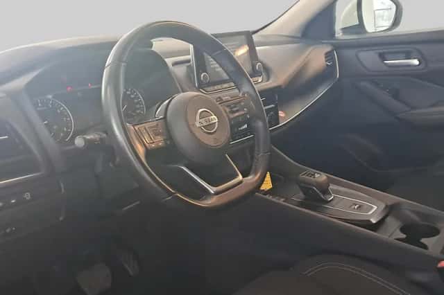 Nissan Qashqai (2022) thumbnail 4