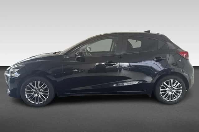 Mazda 2 (2021) thumbnail 2