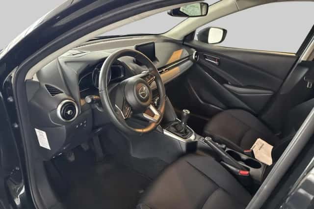 Mazda 2 (2021) thumbnail 4