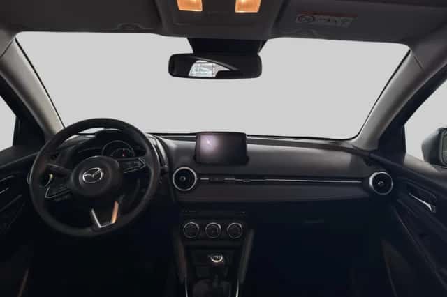 Mazda 2 (2021) thumbnail 5