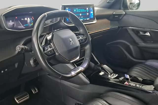 Peugeot e-2008 (2020) thumbnail 4
