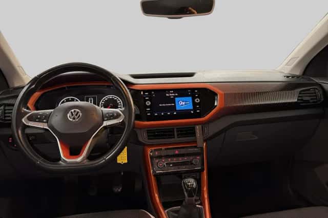 Volkswagen T-Cross (2019) thumbnail 5