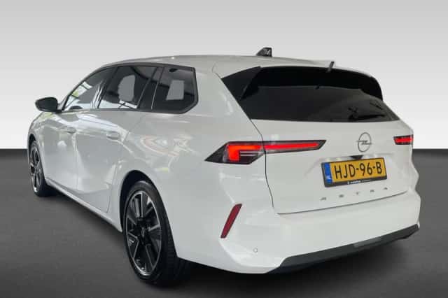Opel Astra (2025) thumbnail 3