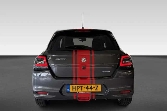 Suzuki Swift (2025) thumbnail 4