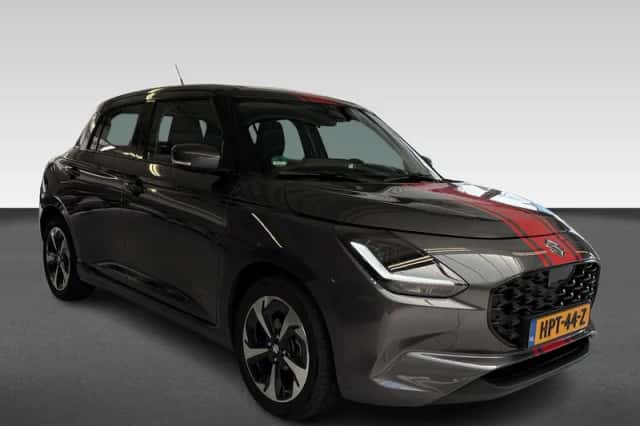 Suzuki Swift (2025) thumbnail 6