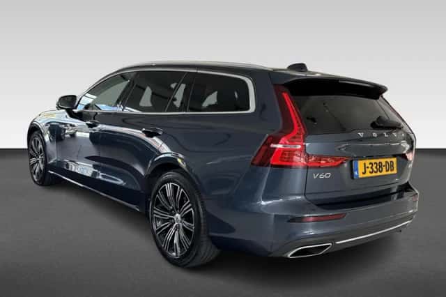 Volvo V60 (2020) thumbnail 3