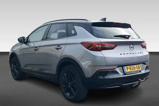 Opel Grandland (2022) thumbnail 3