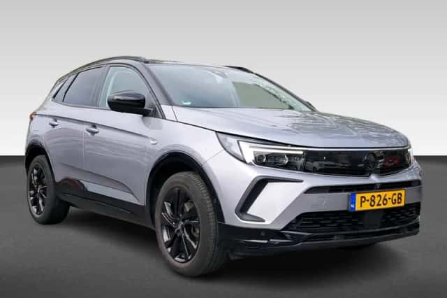 Opel Grandland (2022) thumbnail 5