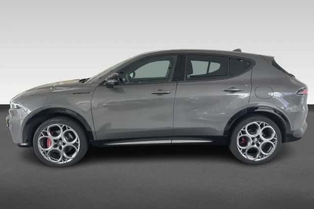 Alfa Romeo Tonale (2023) thumbnail 2