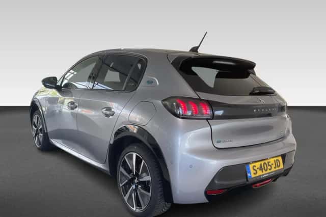Peugeot e-208 (2023) thumbnail 3