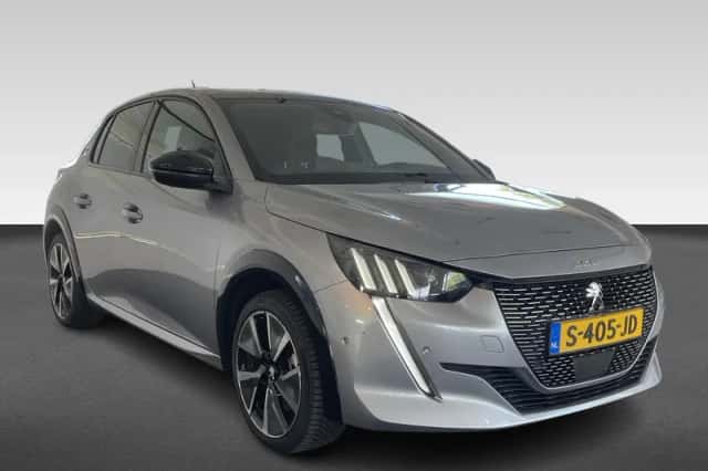 Peugeot e-208 (2023) thumbnail 6