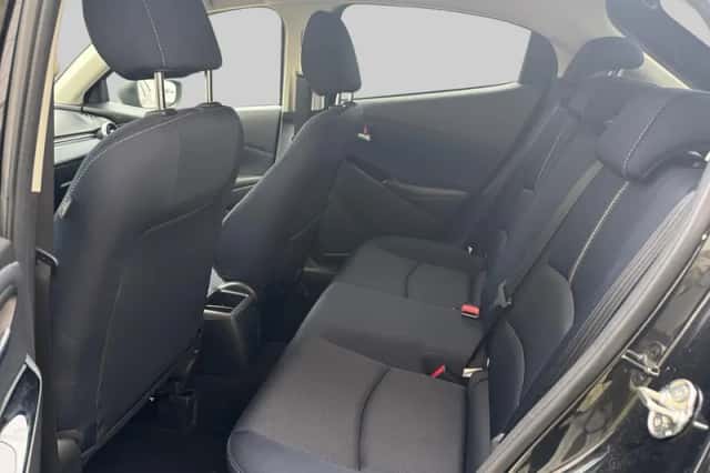 Mazda 2 (2021) thumbnail 6