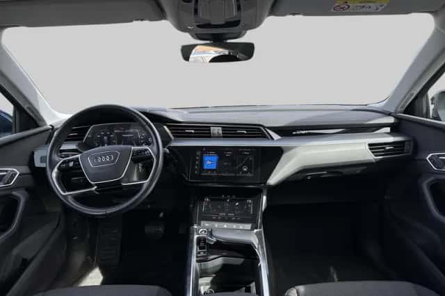 Audi e-tron (2020) thumbnail 5
