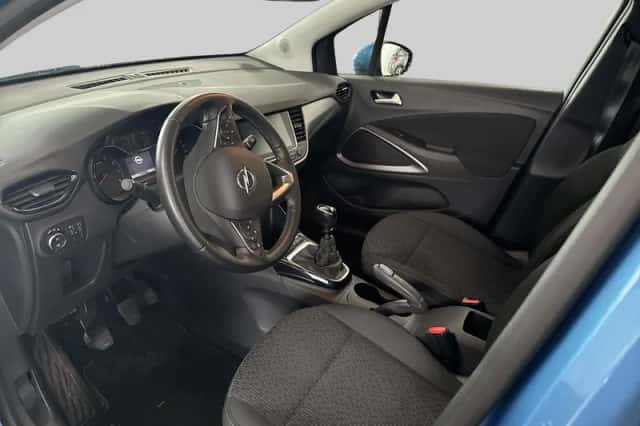 Opel Crossland X (2020) thumbnail 4