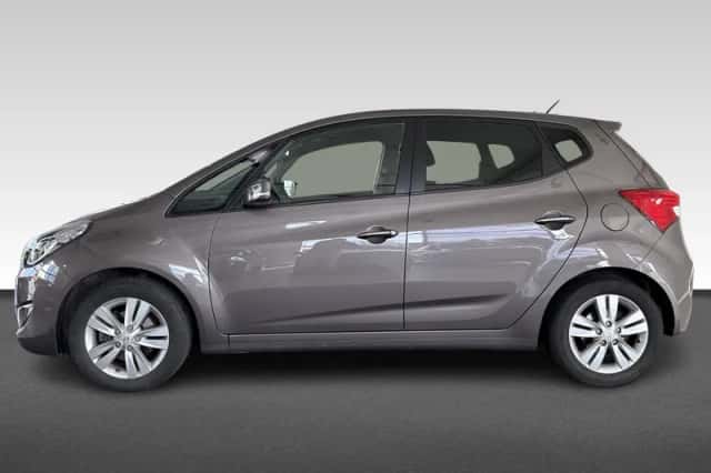 Hyundai ix20 (2012) thumbnail 2