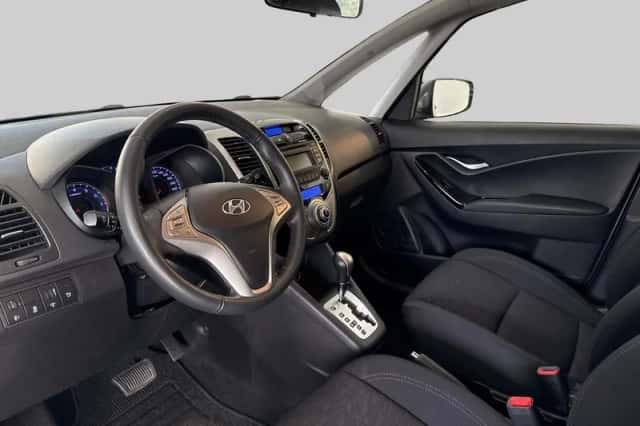 Hyundai ix20 (2012) thumbnail 4
