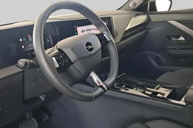 Opel Astra (2025) thumbnail 4