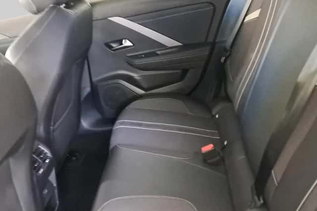 Opel Astra (2025) thumbnail 6