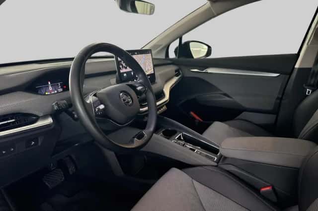 Škoda Enyaq (2022) thumbnail 4