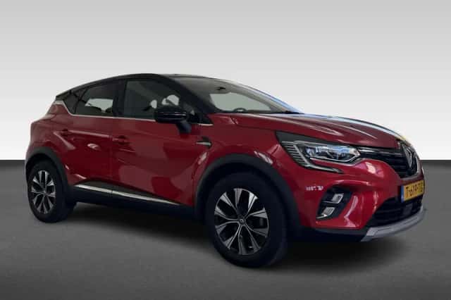 Renault Captur (2023) thumbnail 6