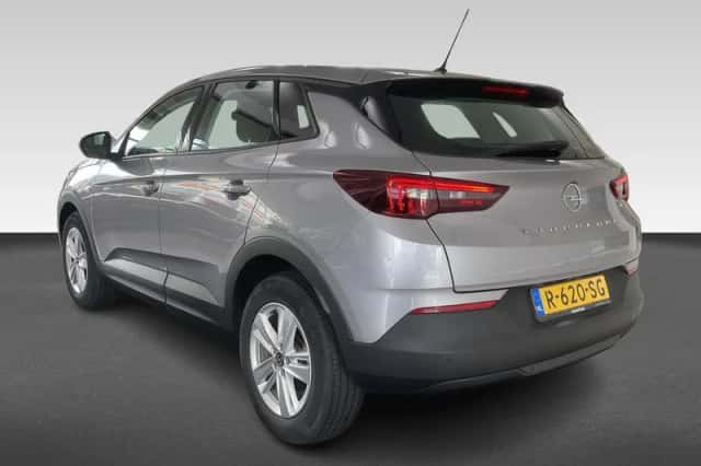 Opel Grandland (2022) thumbnail 3