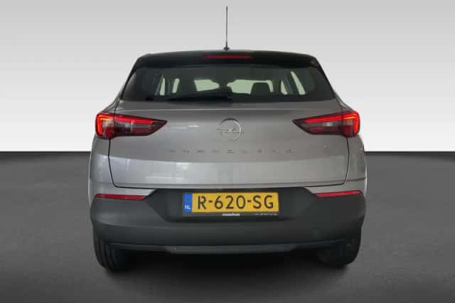 Opel Grandland (2022) thumbnail 4