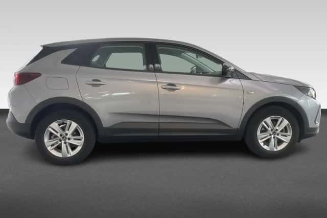 Opel Grandland (2022) thumbnail 5