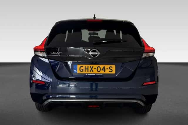 Nissan Leaf (2024) thumbnail 4