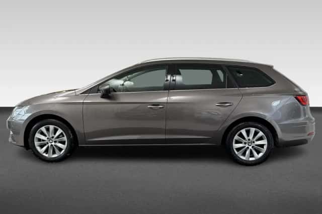 SEAT Leon (2017) thumbnail 2