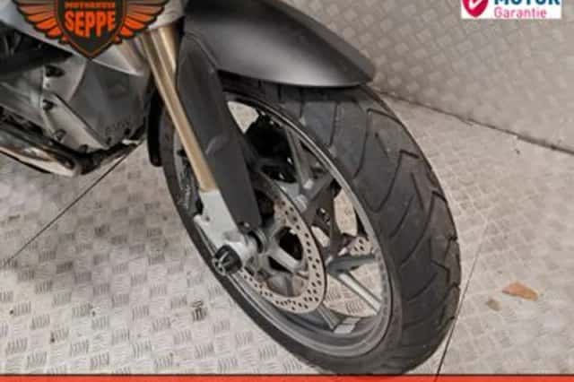 BMW R (2013) thumbnail 3