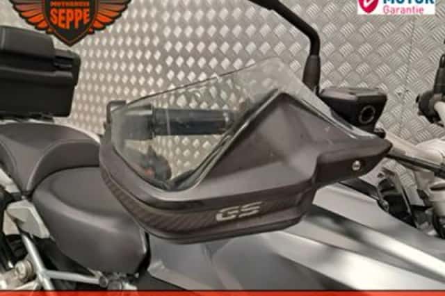 BMW R (2013) thumbnail 6
